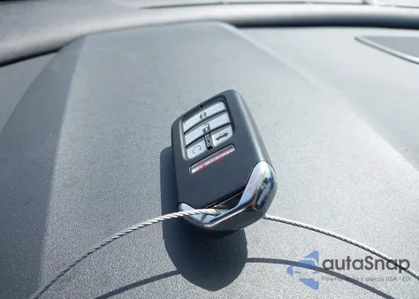 2016 Honda Civic Touring z USA, uszkodzony, nr VIN 2HGFC3B90GH356941